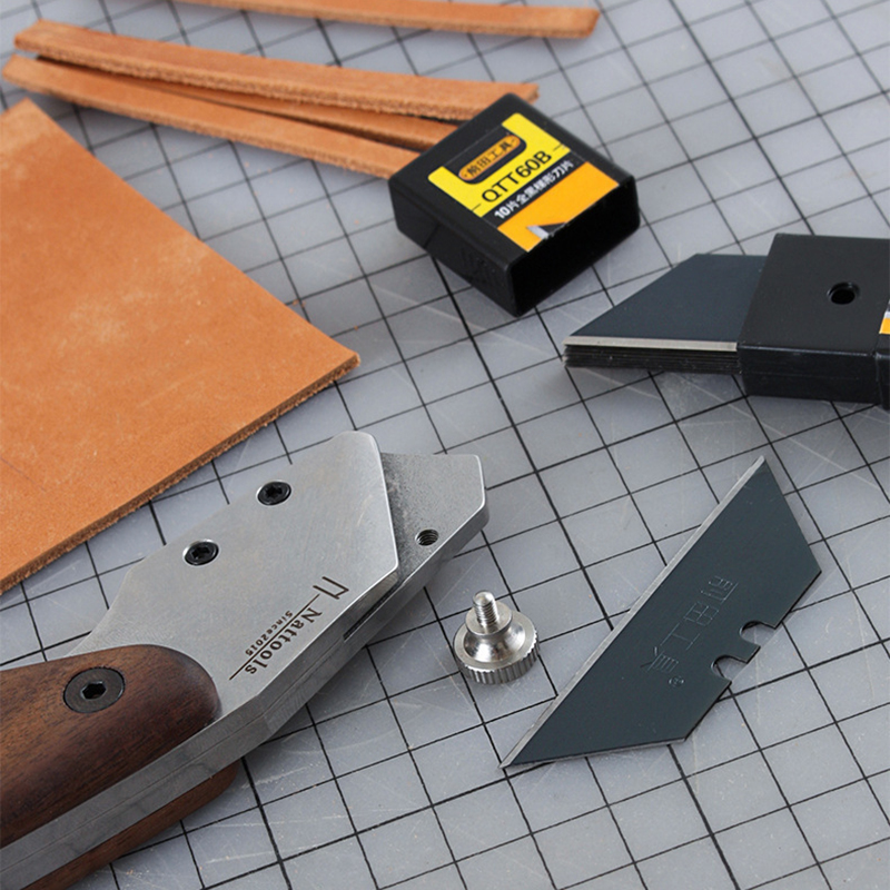 Coupe-lame de couteau en cuir  - Leatherwork Projects avis et prix
